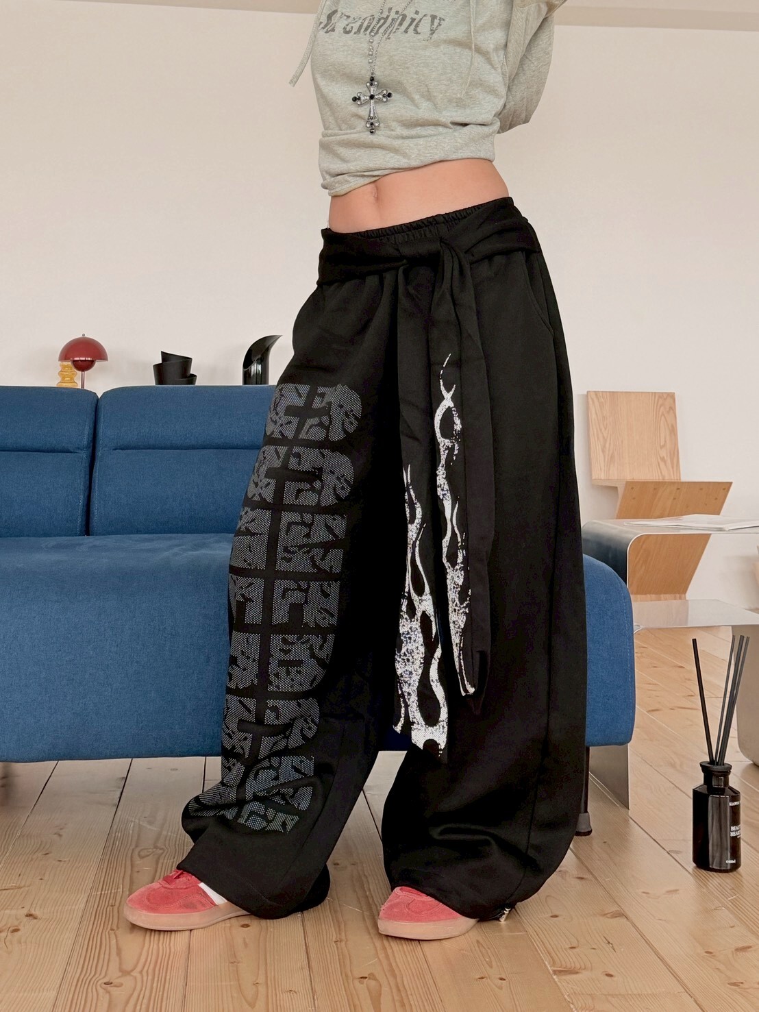 毫不費力美式🇺🇸字母印花火焰飄帶棉褲