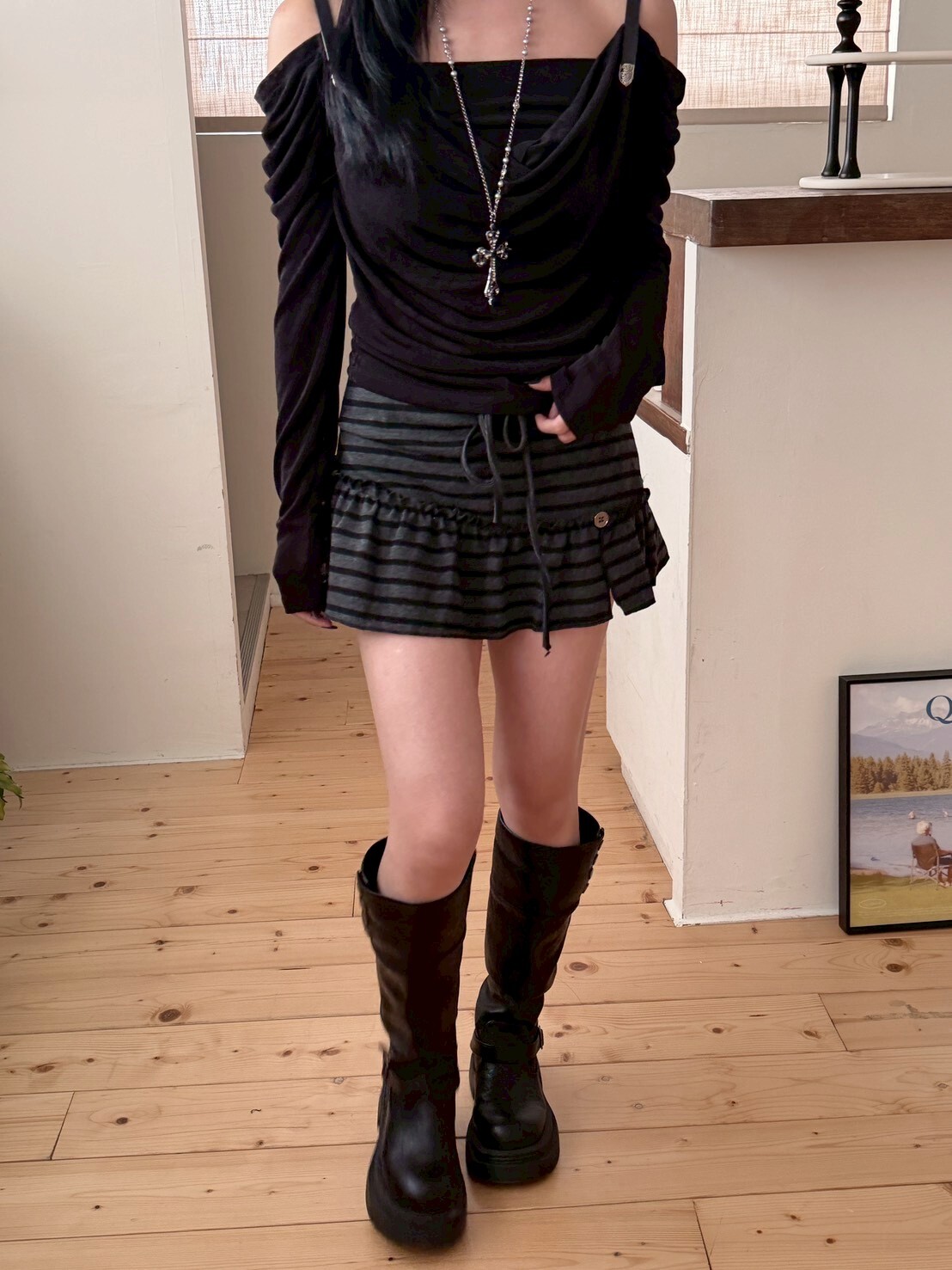 韓女必修🥐 條紋抽繩花苞短裙 2colors