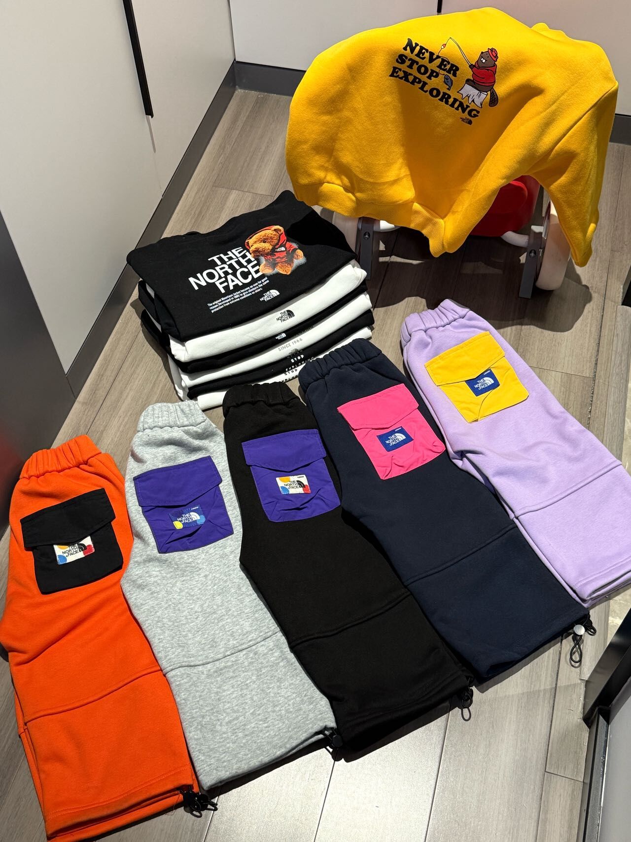 𝐓𝐡𝐞 𝐍𝐨𝐫𝐭𝐡 𝐅𝐚𝐜𝐞 加絨口袋工裝褲