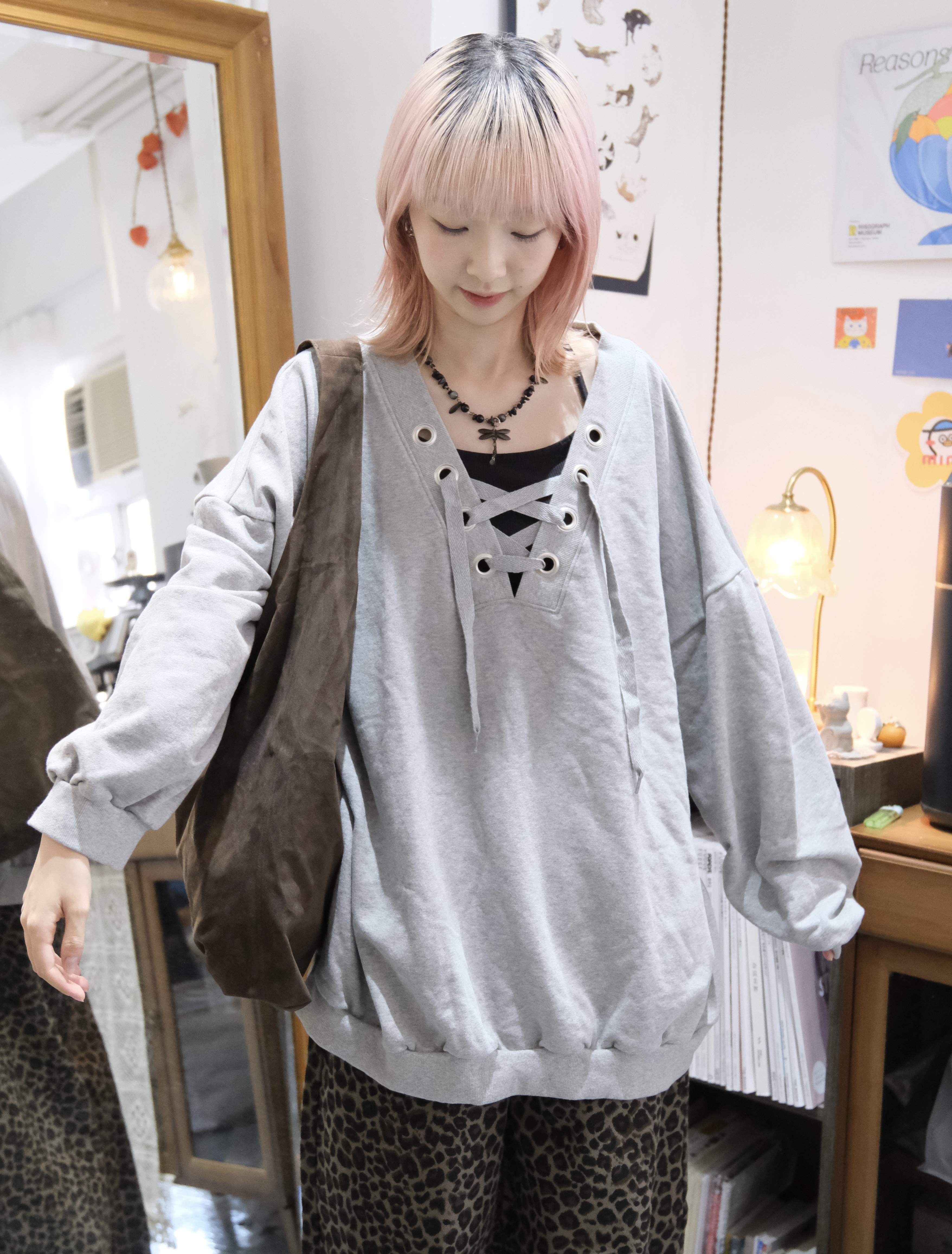 交叉綁帶Oversize衛衣