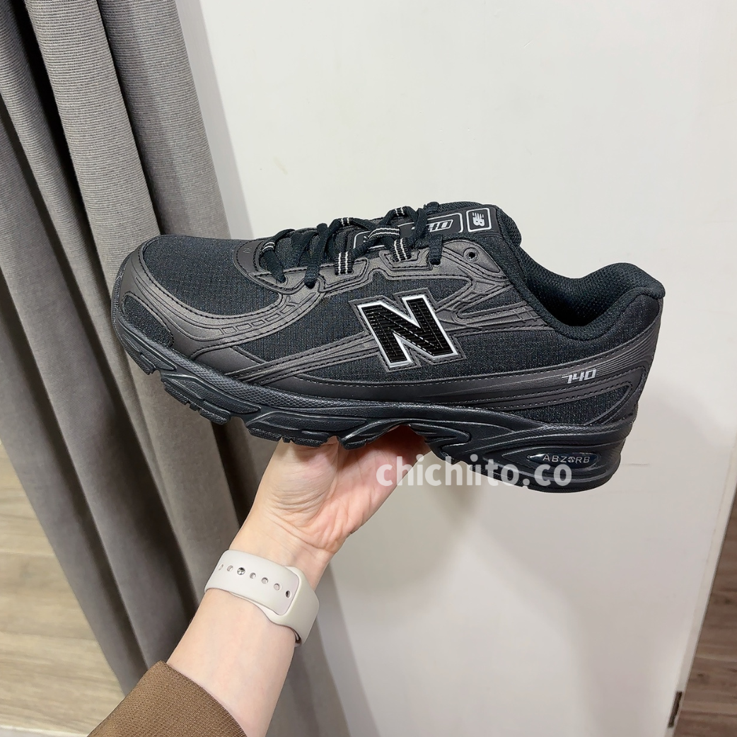 New Balance U740 復古金屬黑