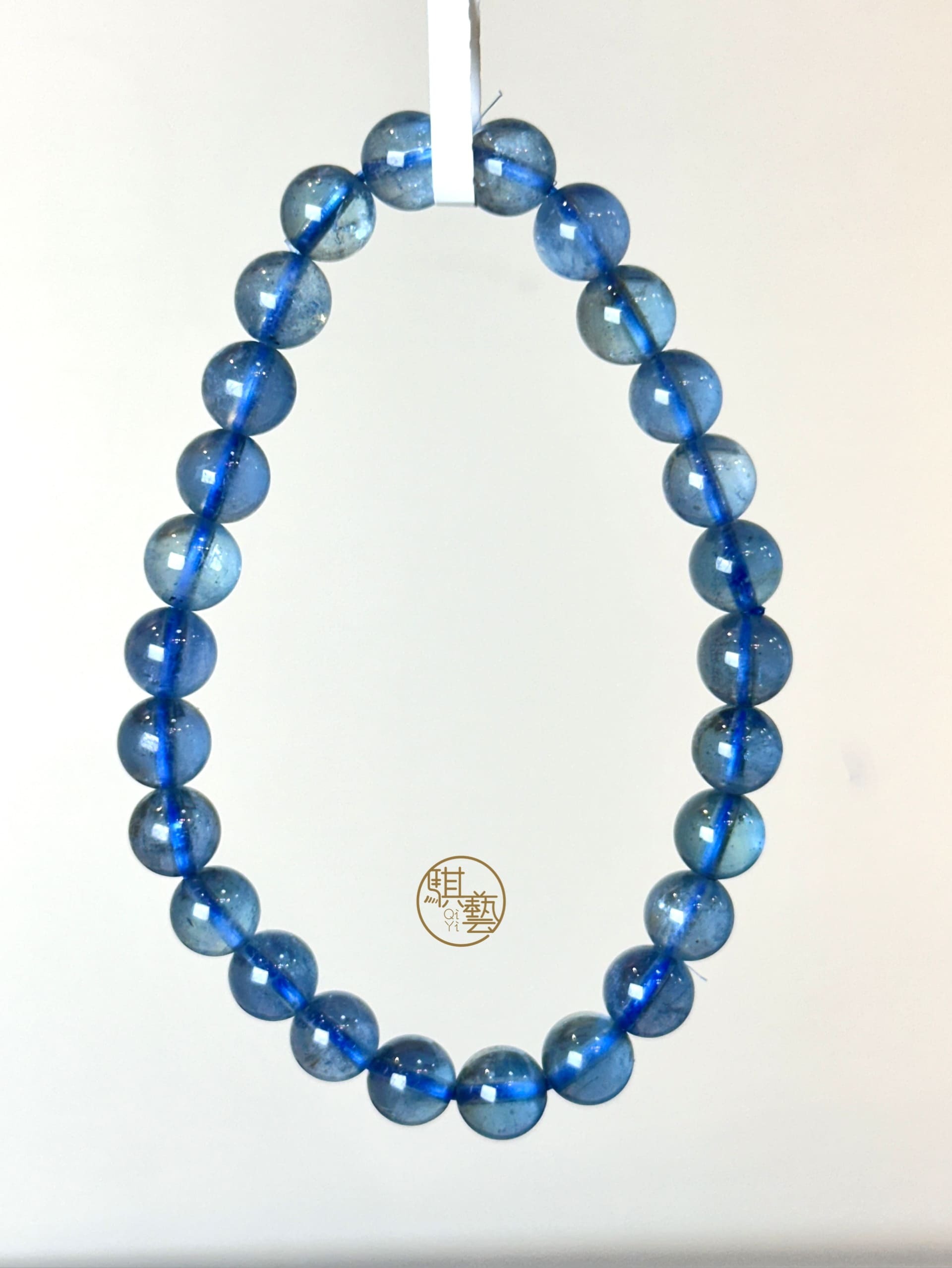 魔鬼海藍寶手串｜深海靜謐・專注與勇氣之石