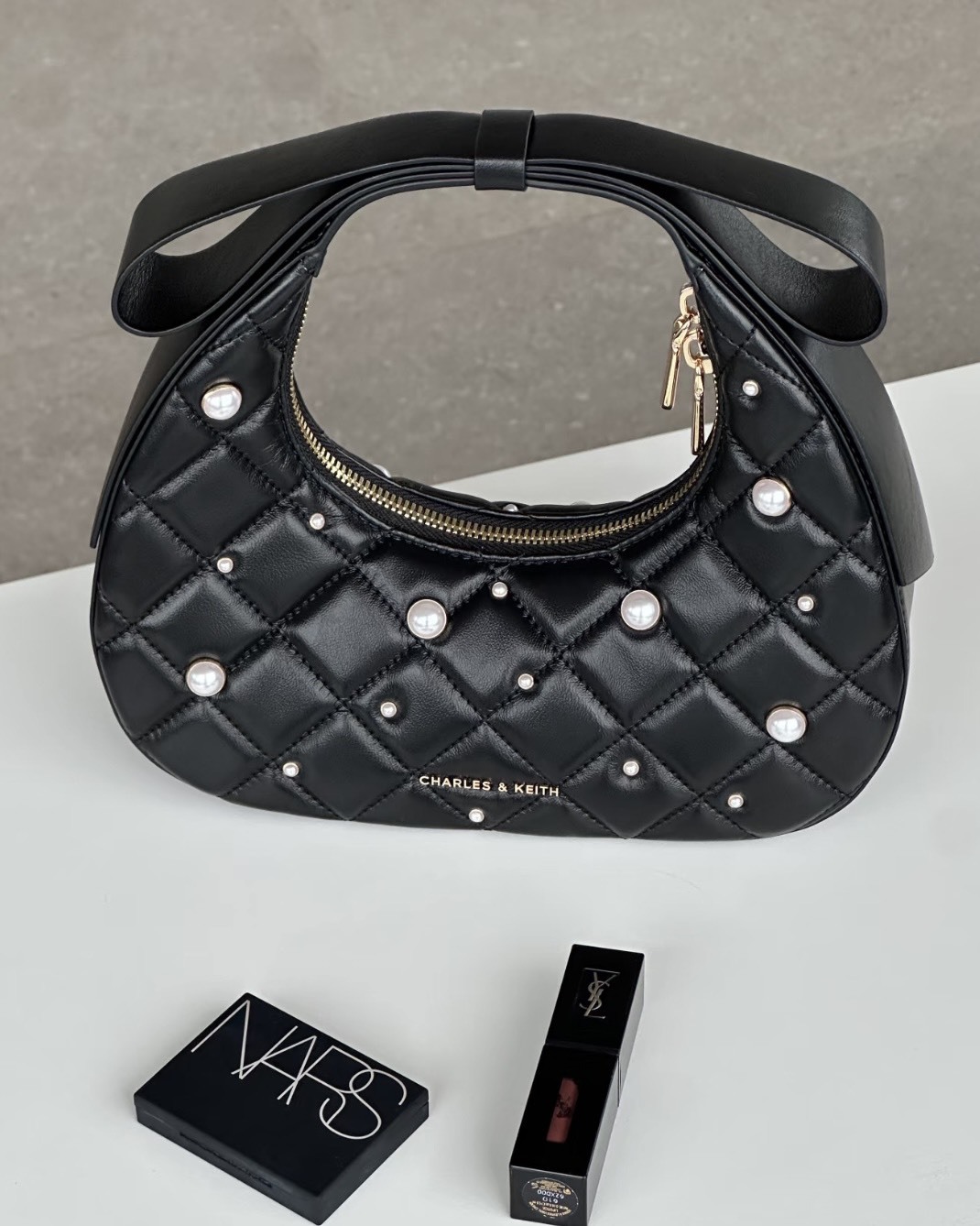 <聖誕限量>Charles & Keith 小CK Janie 蝴蝶結 珍珠系列 黑色