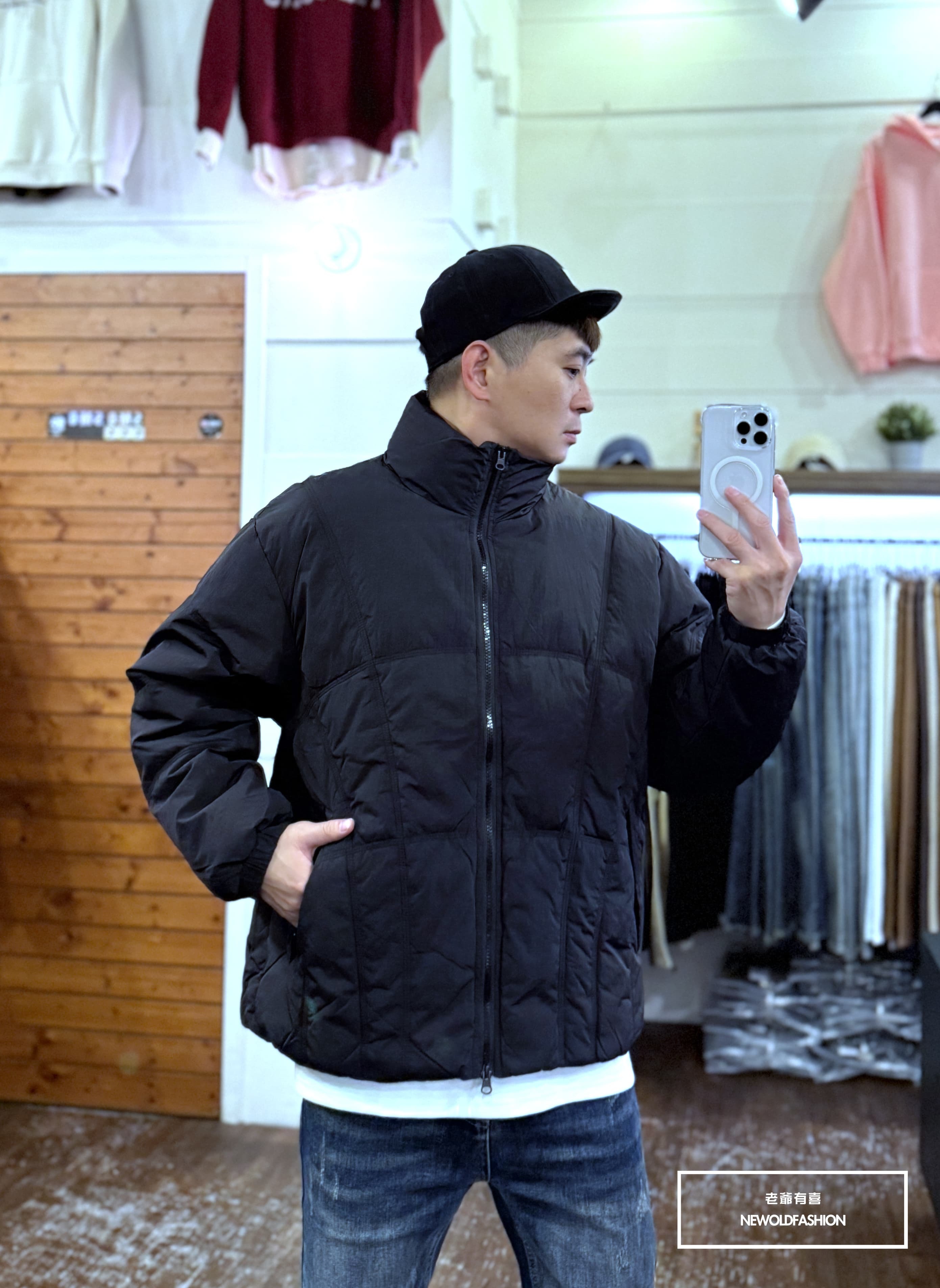 『新品上市』重磅簡約多線條羽絨外套(NOF25103385)-黑