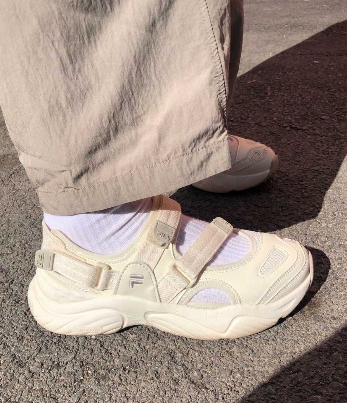 【雙十一優惠】 Fila Fusion 瑪莉珍涼鞋 米白