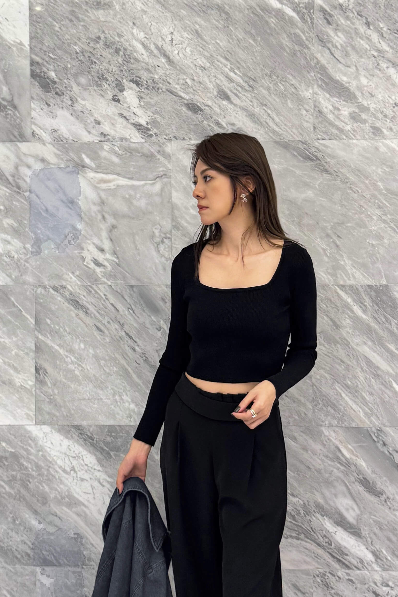 Rib Fitted Cropped Knit Top_KN2511L35