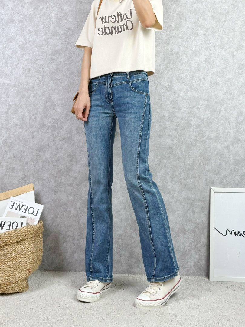 給妳瞬間筆直+視覺比例拉長的喇叭褲 ⚡️搶現貨⚡️