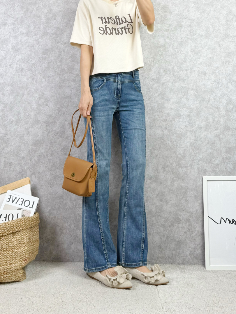 給妳瞬間筆直+視覺比例拉長的喇叭褲 ⚡️搶現貨⚡️