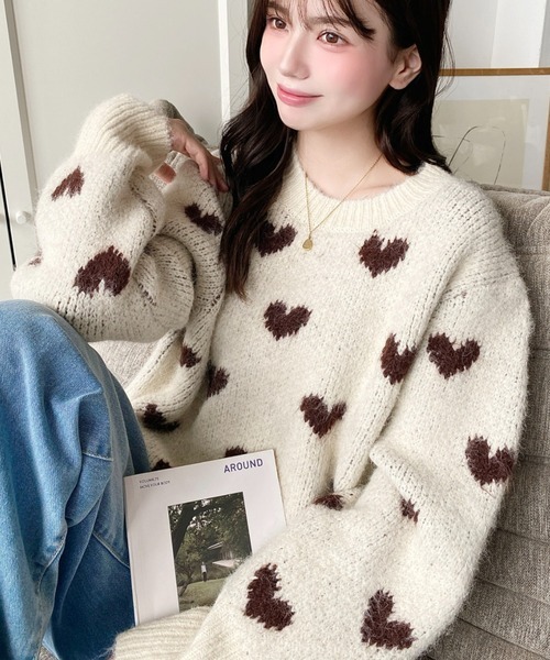 日本🇯🇵連線 Moment+ 提花滿版愛心羽毛針織套頭衫 提花 愛心 心型 針織 針織衫 套頭衫 長袖 3色(任買兩件711免運)/預購