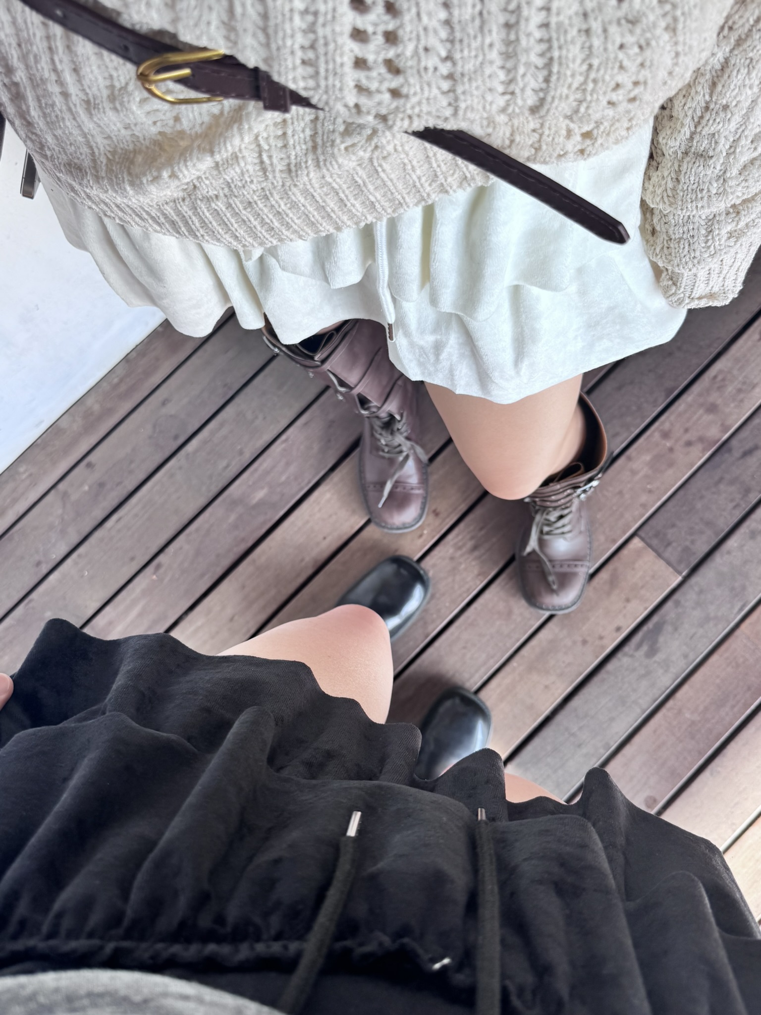 (現貨)冬日絨面蛋糕裙褲 P1102(淺灰/白)