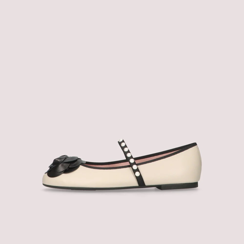 1PB1113-005 PRETTY BALLERINAS Nicole Ballet Flats White Leather #52568_001 (S-K11-E)