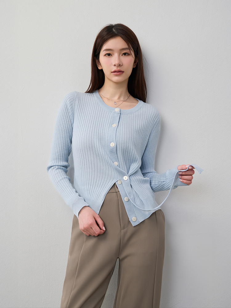 2603 圓領造型針織上衣(6%羊毛)