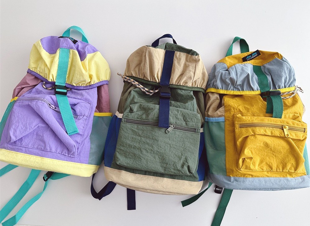 拚色輕便登山包