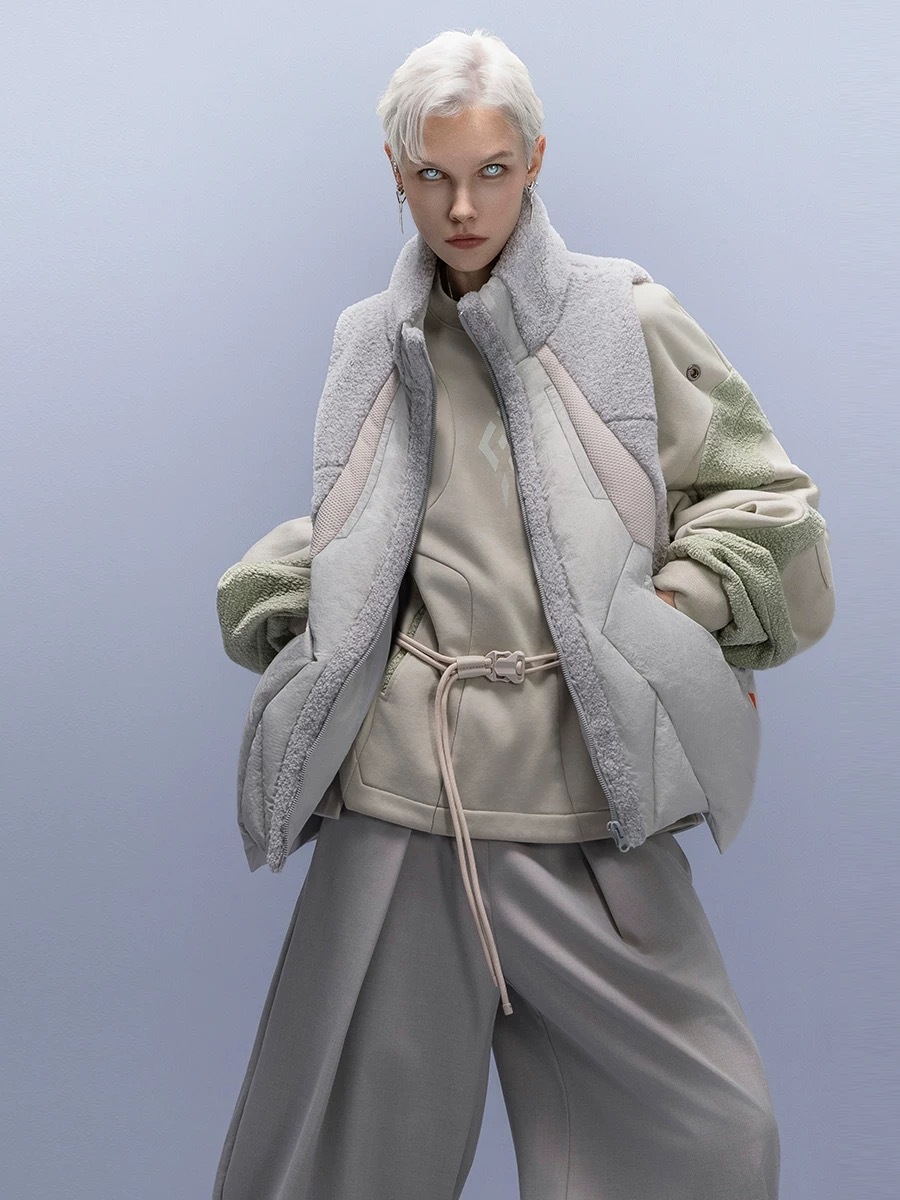 XIPHEVIL「機械式手羽絨馬甲」高領加絨防風百搭輕保暖背心賽博龐克