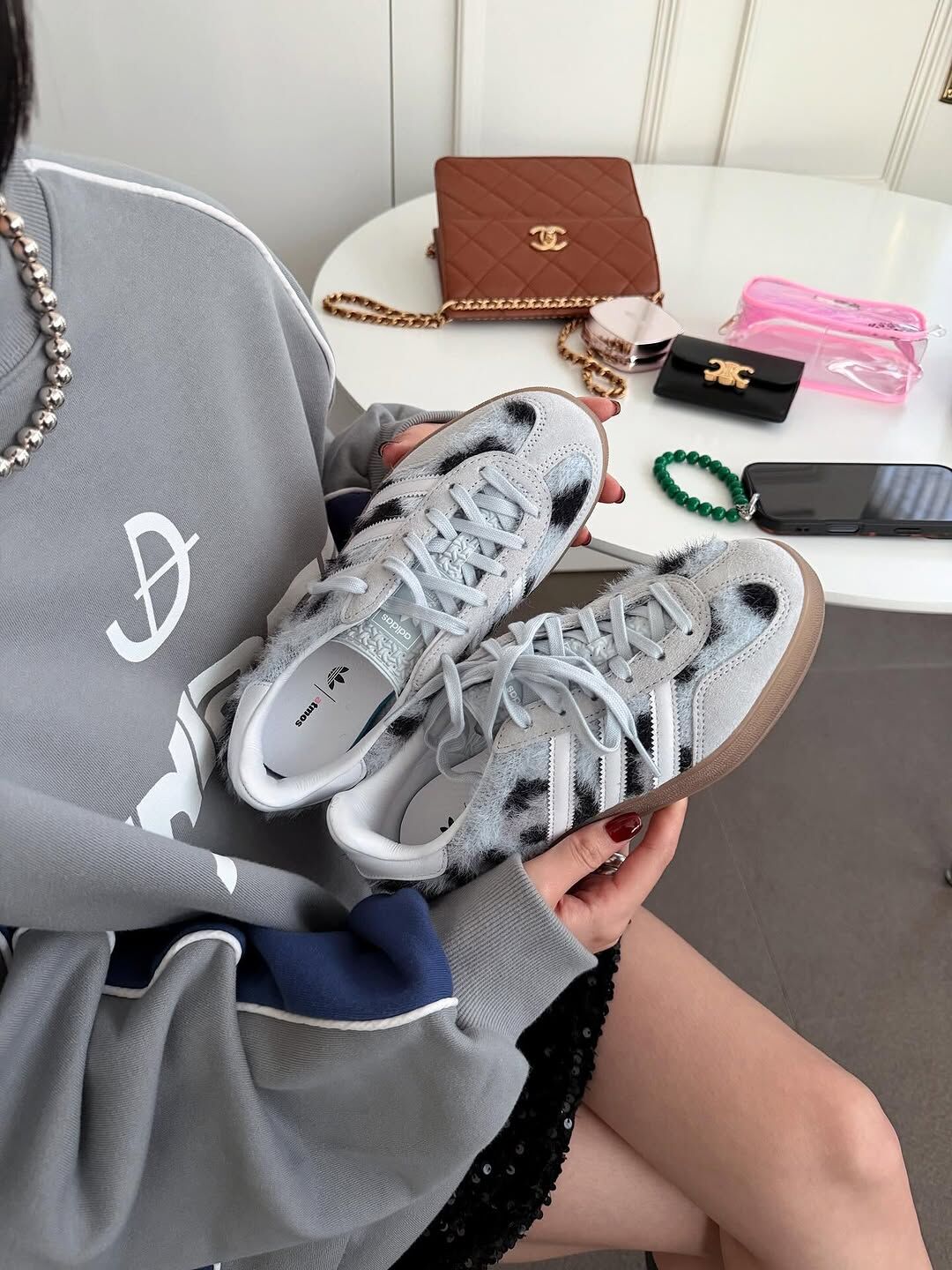 atmos Pink X ADIDAS GAZELLE INDOOR 絨毛豹紋 灰藍 灰白 焦糖底 男女鞋 JS4598 / 預購