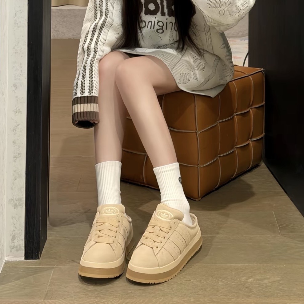 ADIDAS ORIGINALS CAMPUS 00S 奶茶 毛毛拖 包頭拖鞋 懶人鞋 愛迪達 JR3732