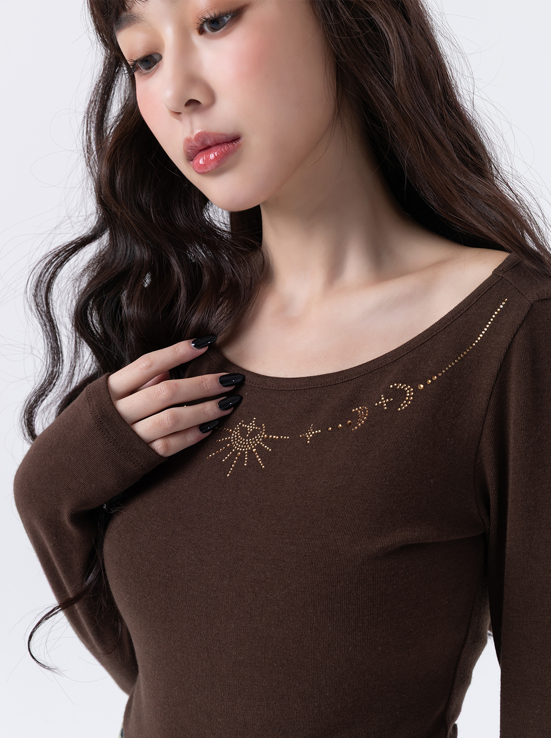 【第二件5折】圖騰一字領上衣