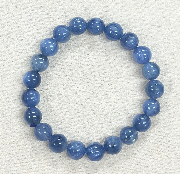 B46 藍晶手串9mm+ $288