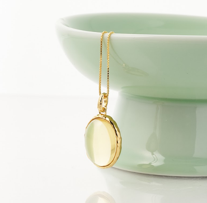 C8 MSJ1M28D 墨西哥藍珀S925銀吊墜-曜日鎏金 "主石約：12x16mm 整體約：23x13mm" $380