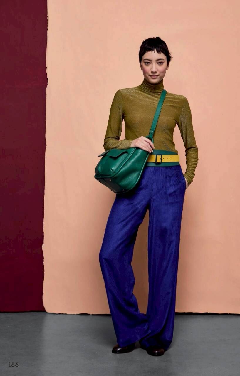 NIU 金蔥閃耀高領彈力內搭上衣