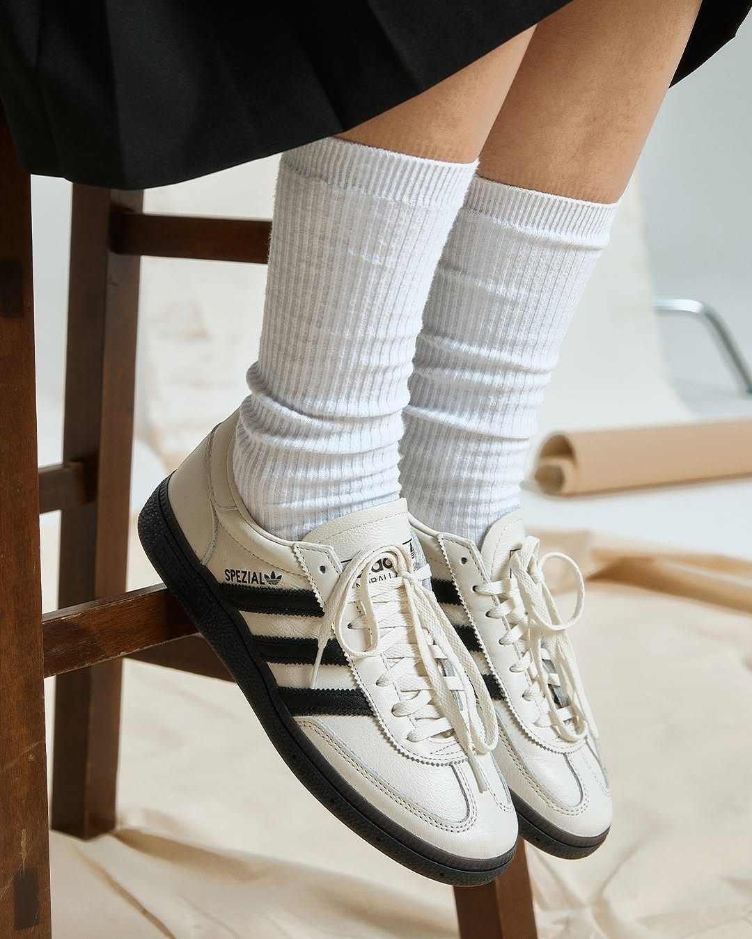 ADIDAS HANDBALL SPEZIAL 奶油白 [限時勁減!!]