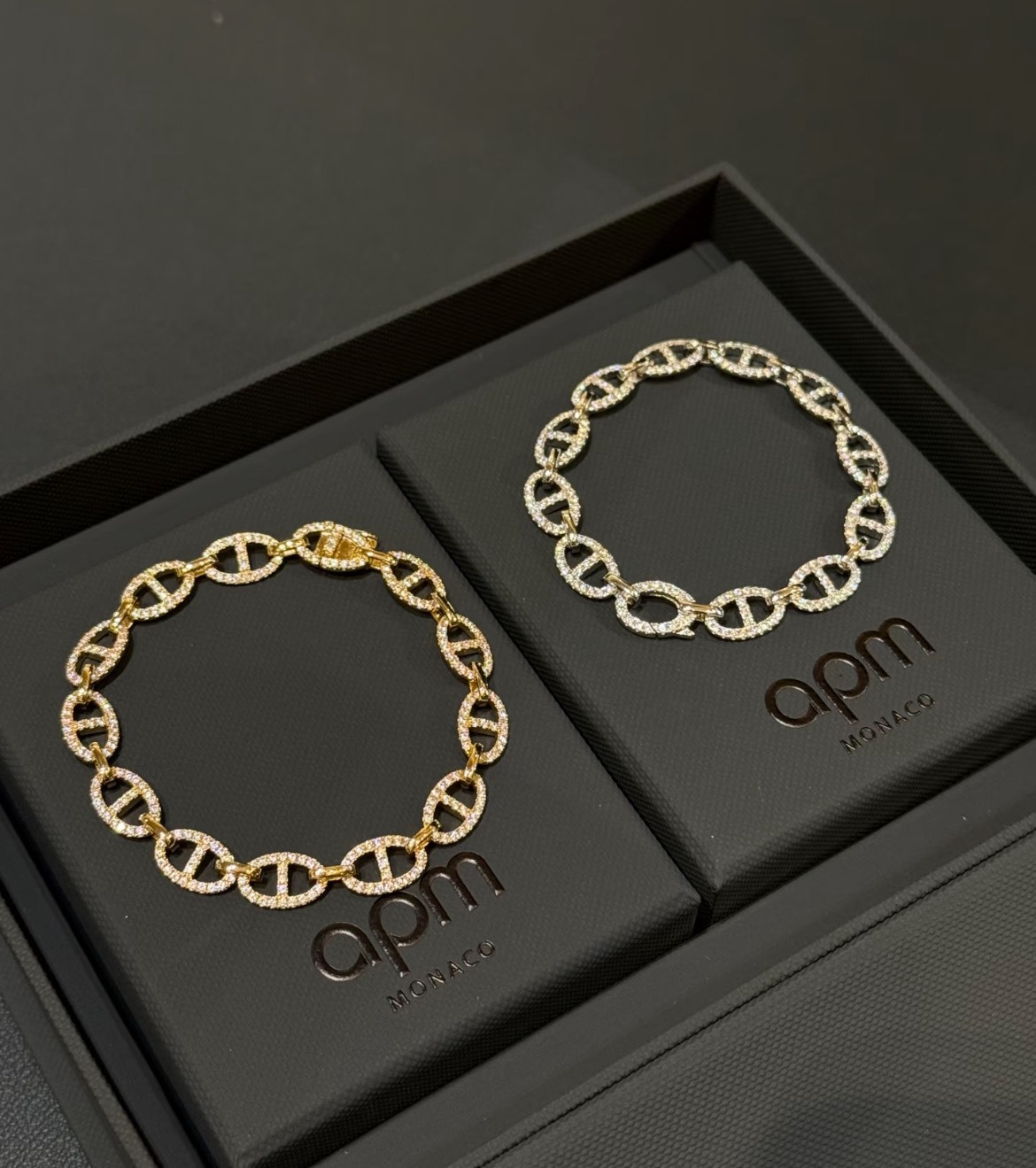 韓國 APM 鏈環手鍊-銀白色