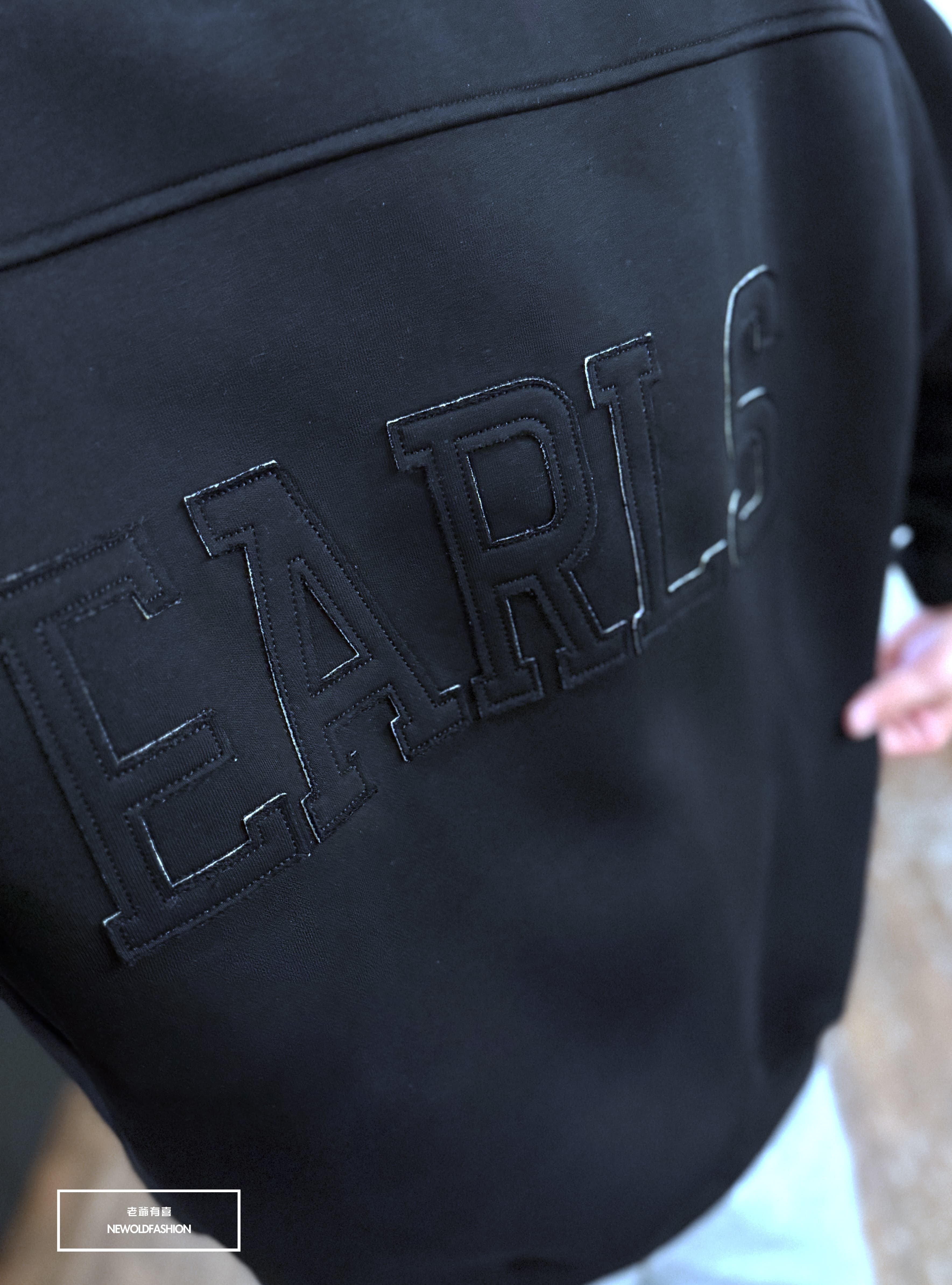 『新品上市』重磅EARLS撞色拼接大學T(NOF2510950)-黑