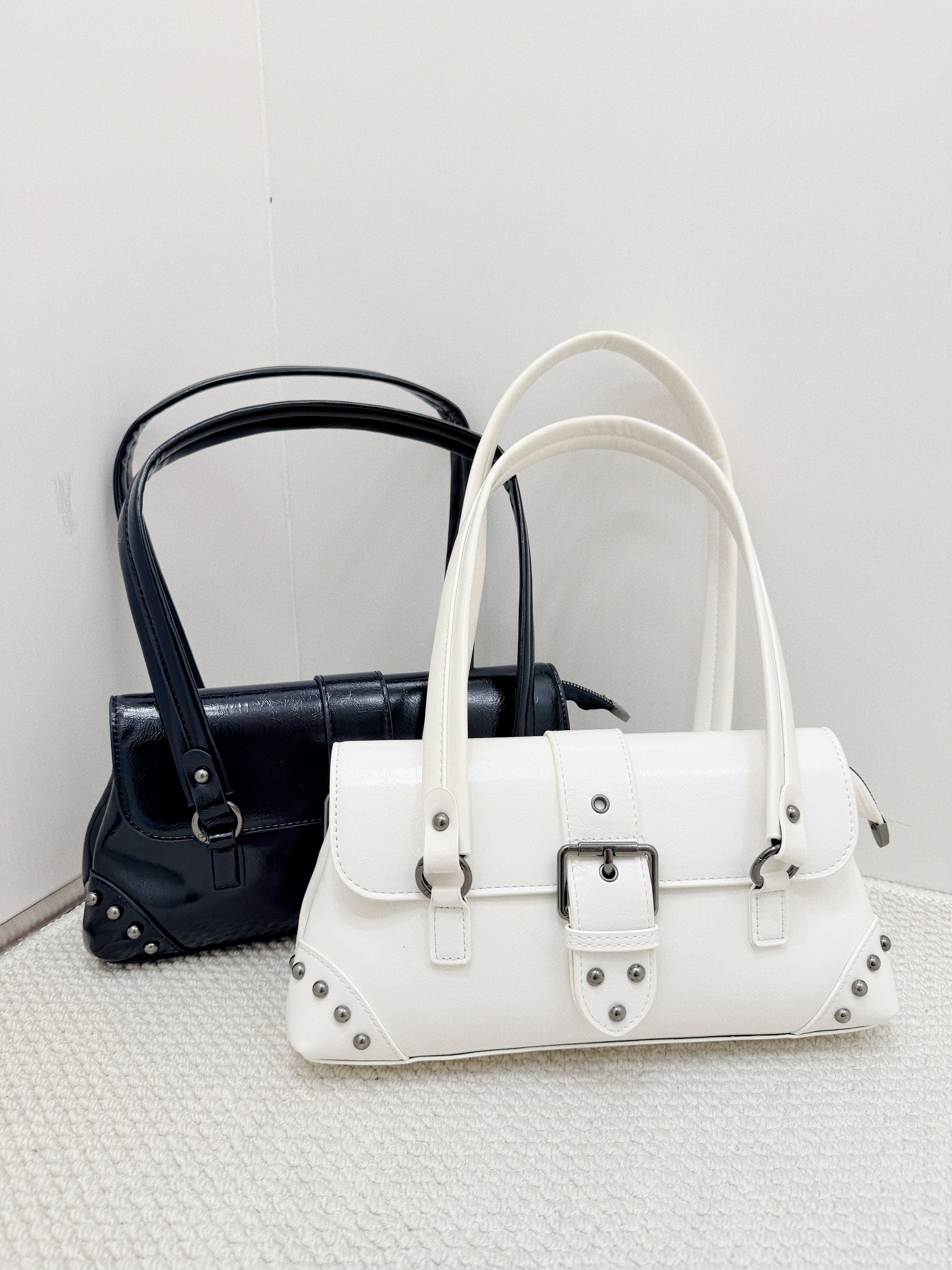 A0289｜知性系圓粒窩釘銀扣單肩小皮袋⋆˙⟡