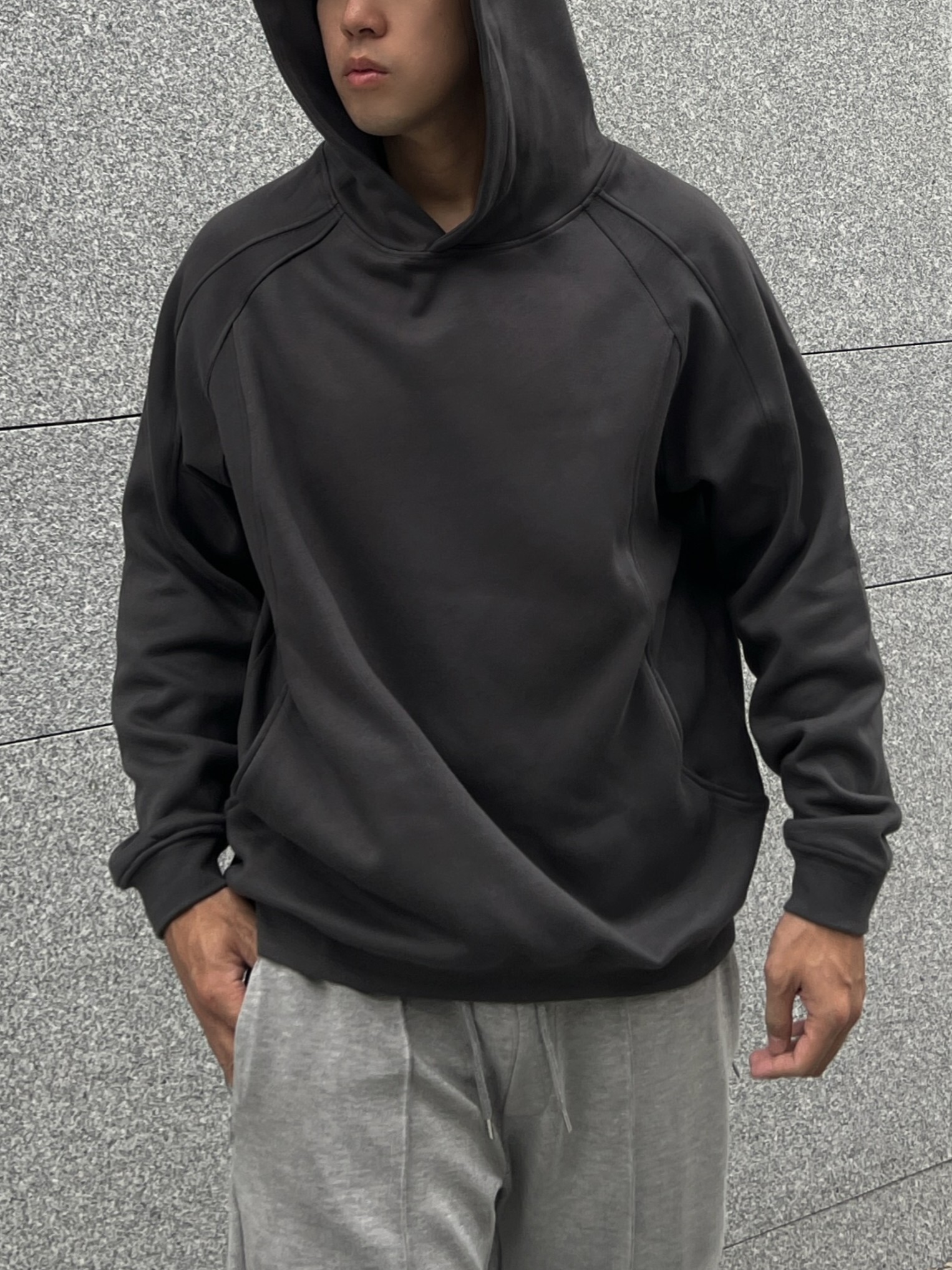 [1atm] 弧度-雙口袋帽T(內刷毛)