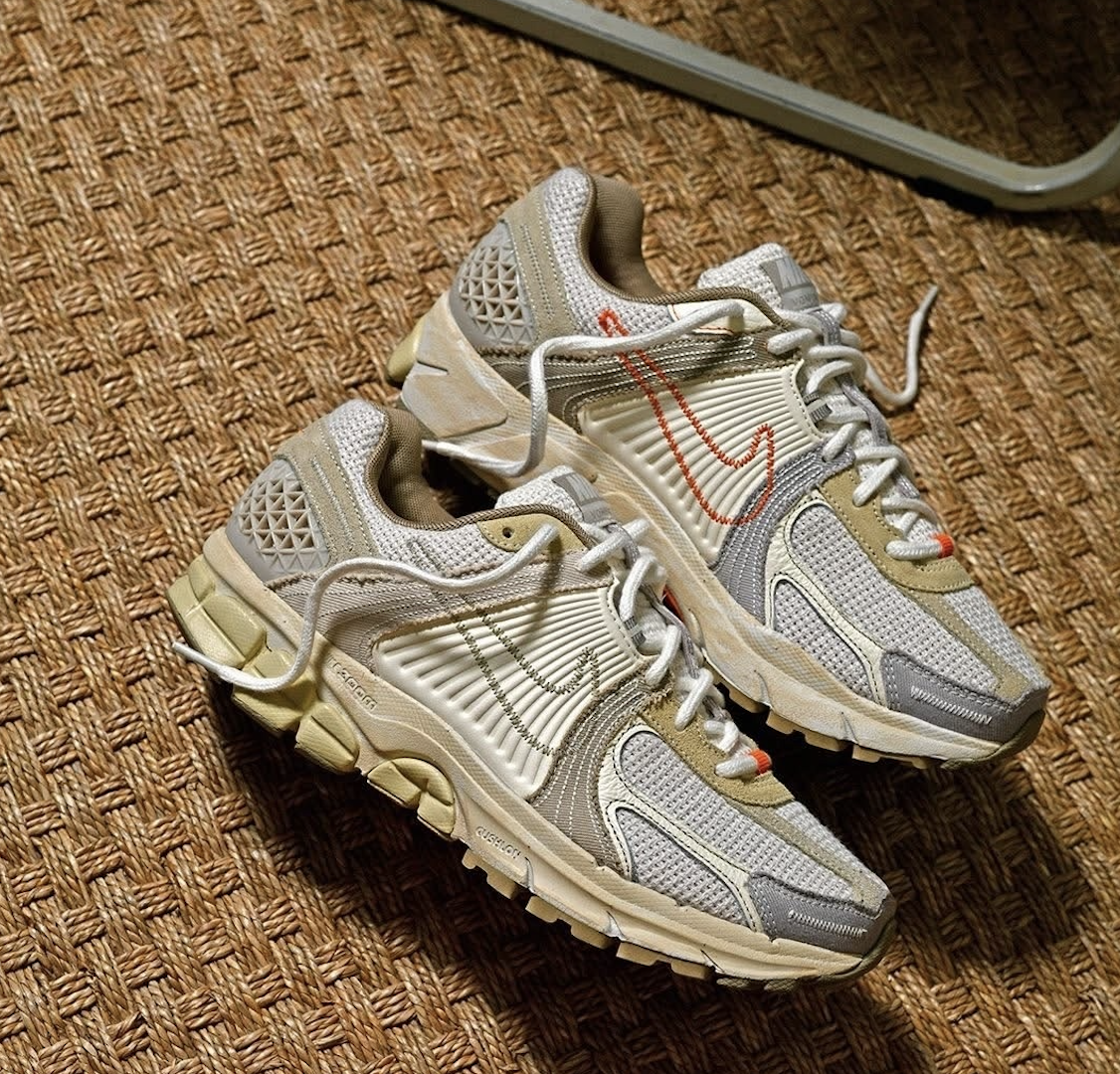 預購┃Nike Air Zoom Vomero 5 復古 仿舊 運動鞋 米白