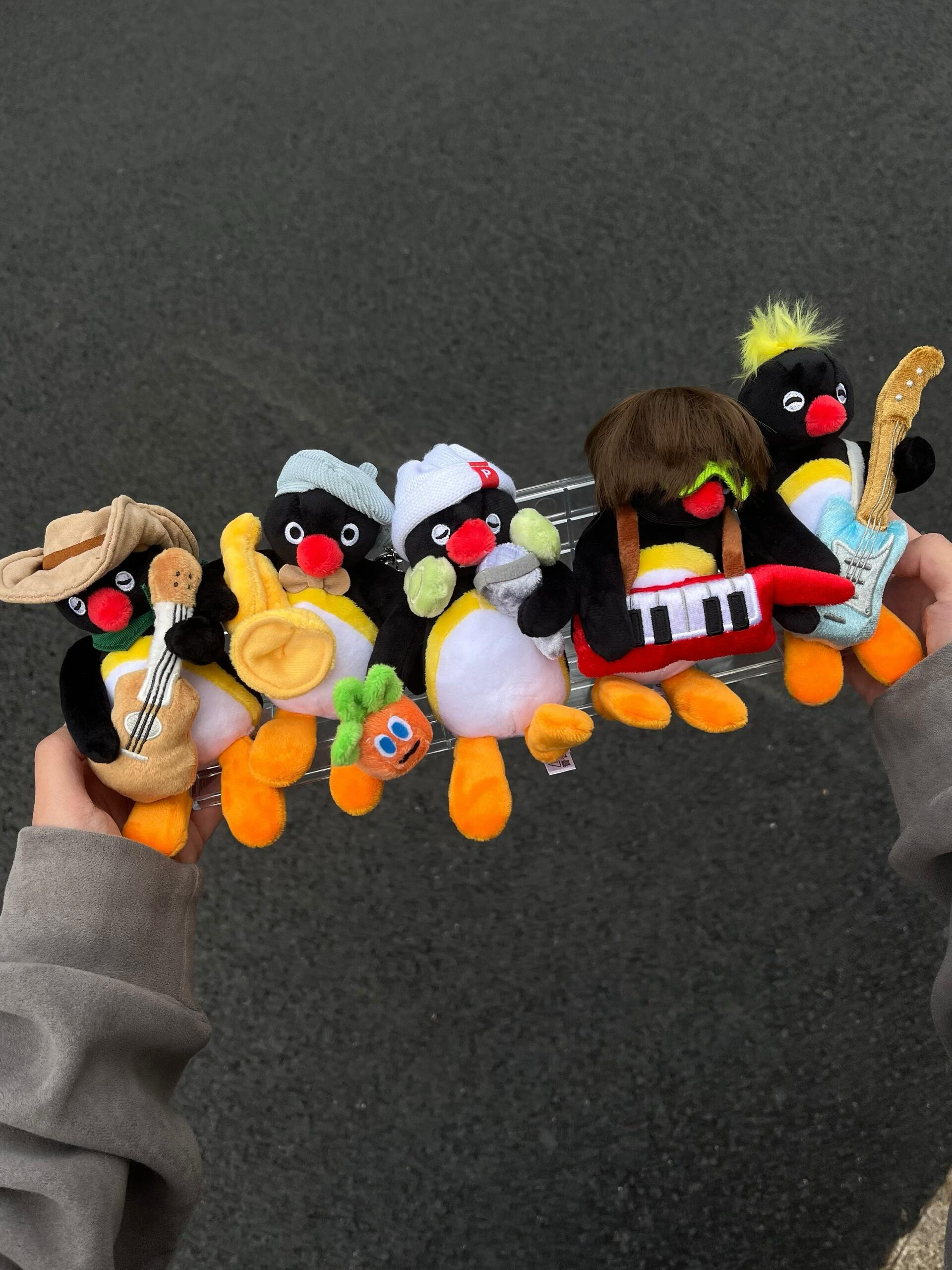 PINGU 企鵝家族 正版授權 音樂系列 毛絨鑰匙圈 毛絨公仔 吊飾 5款(任買兩件711免運)/預購