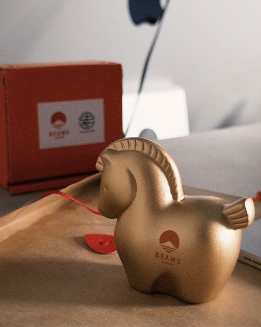 BEAMS JAPAN × 中外陶園 2026馬年限定 小金馬 橙馬 干支人形 金 「午（うま）」