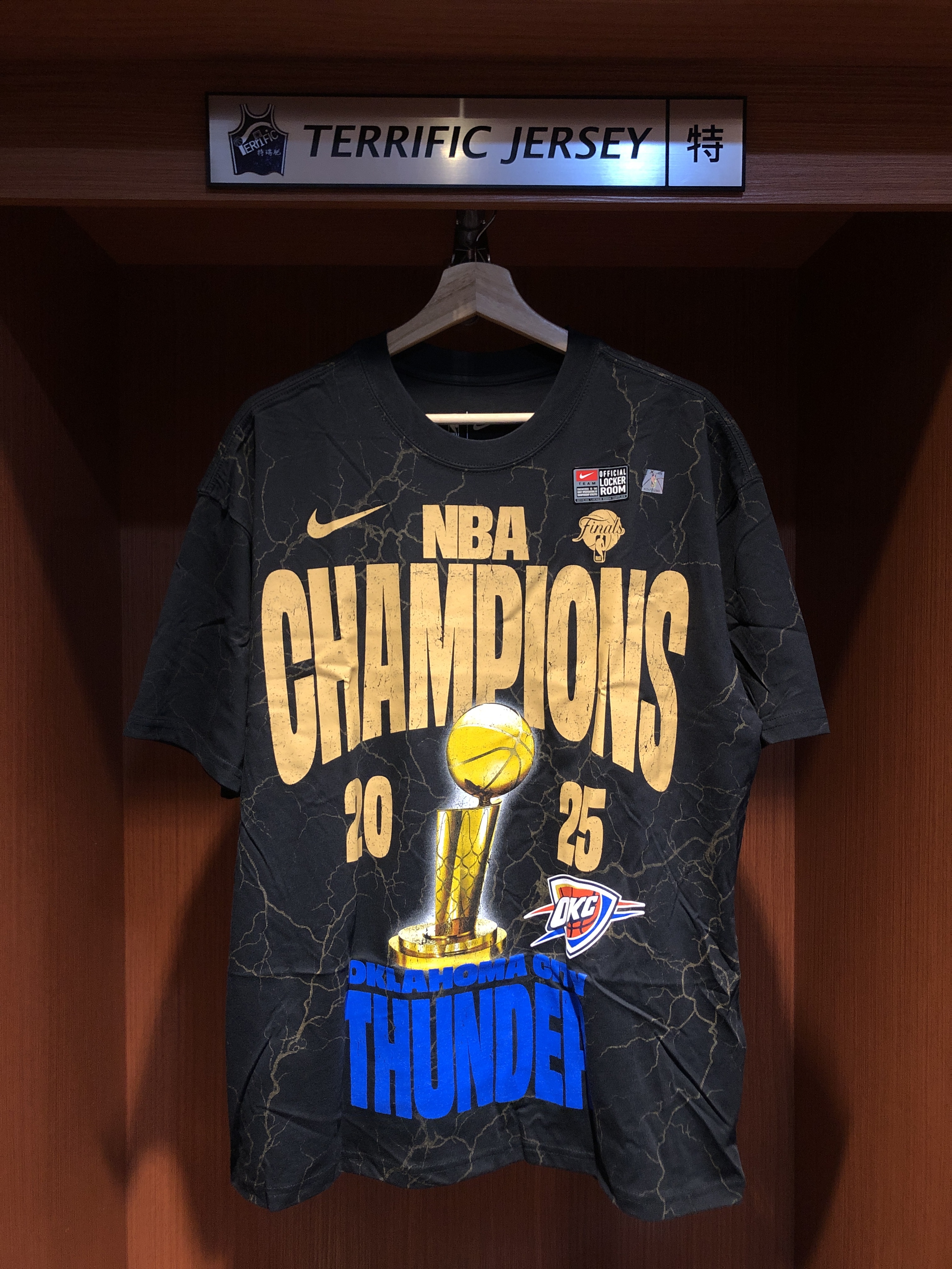 NBA短袖 奧克拉荷馬雷霆 冠軍黑 正反有圖 Won For The City Nike Tee 棉質 短袖 全新
