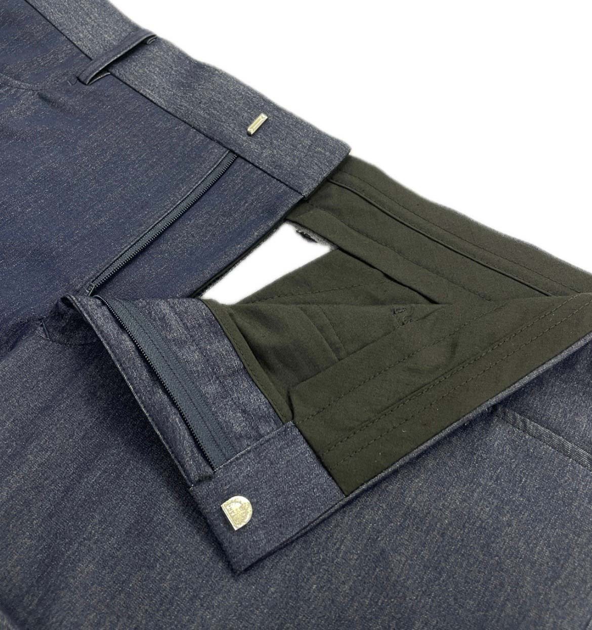 丹寧牛仔藍色西褲裡面