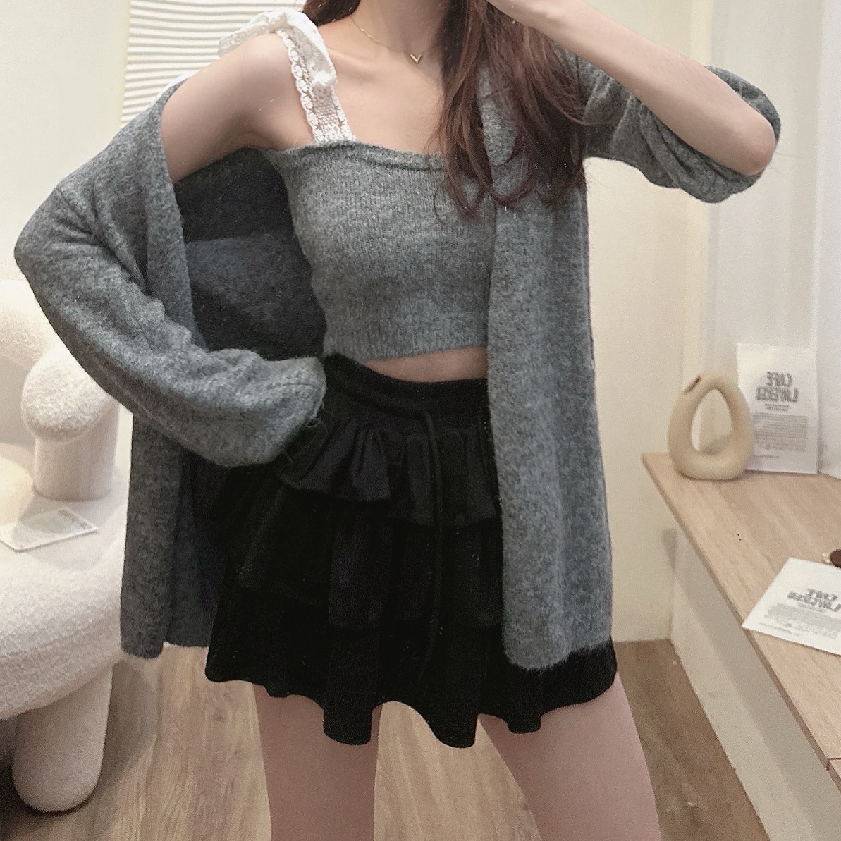 蕾絲肩帶背心+針織外套/二色