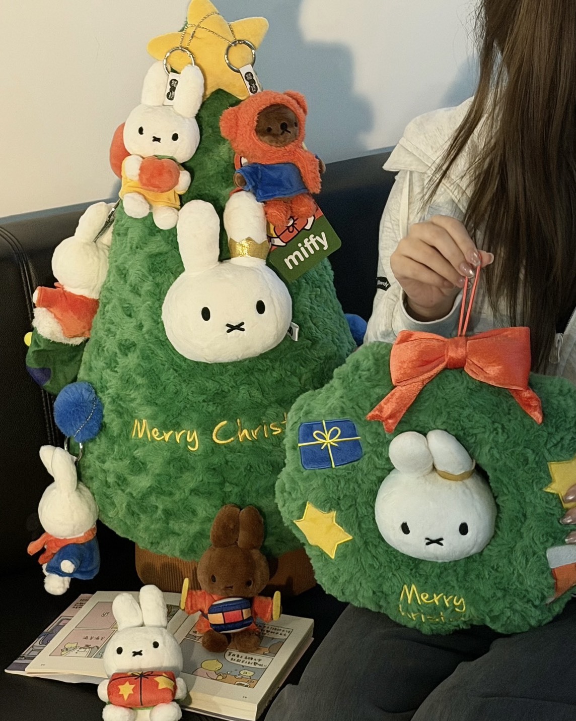 iSNEAKERS｜米菲兔 正版授權 Miffy 冬日系列毛絨 聖誕樹娃娃 聖誕花圈娃娃