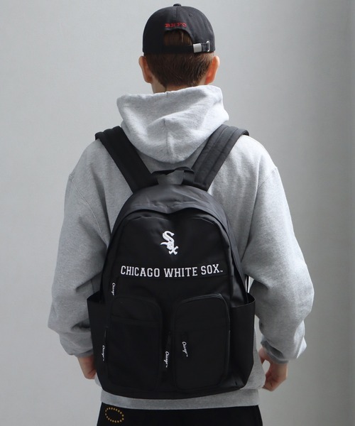 【預購】J1111901 MLB 雙口袋背包 SOX-MBBK179