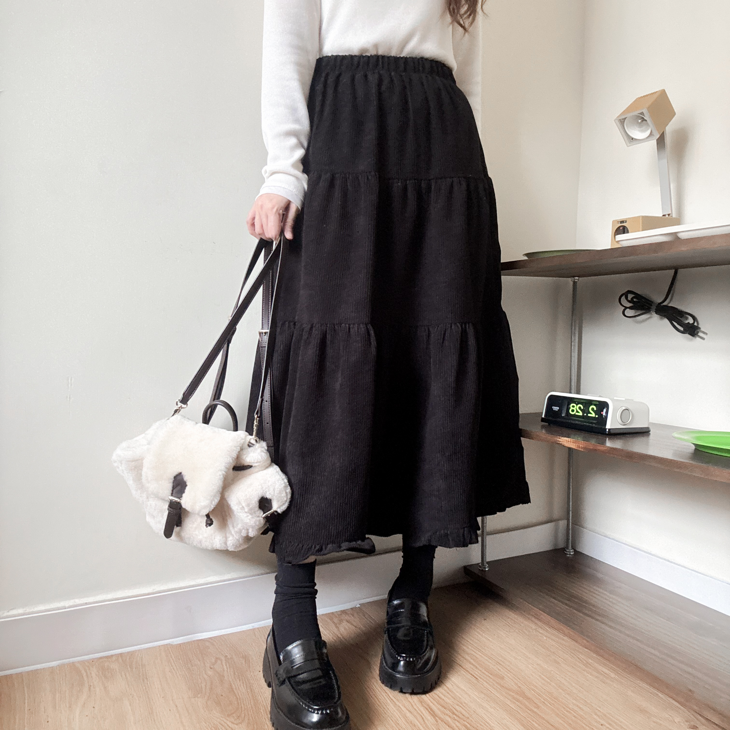 燈芯絨ruffles蛋糕裙