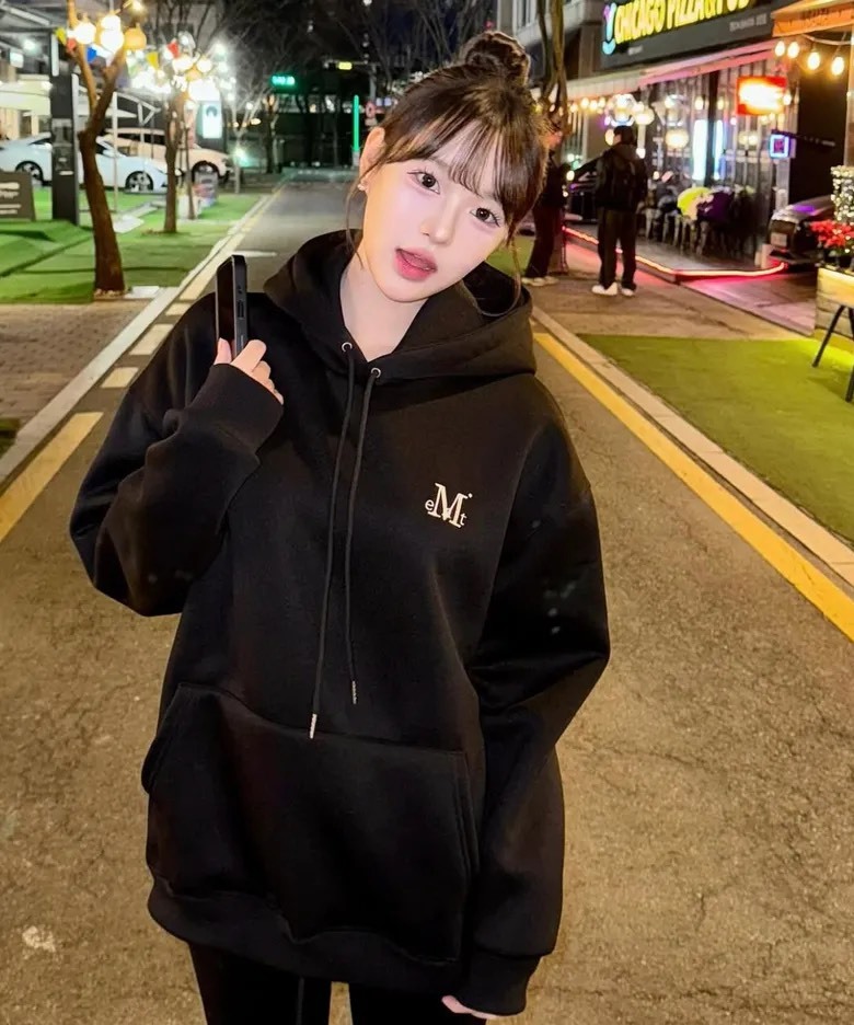 🇰🇷Mucent刺繡連帽大學踢