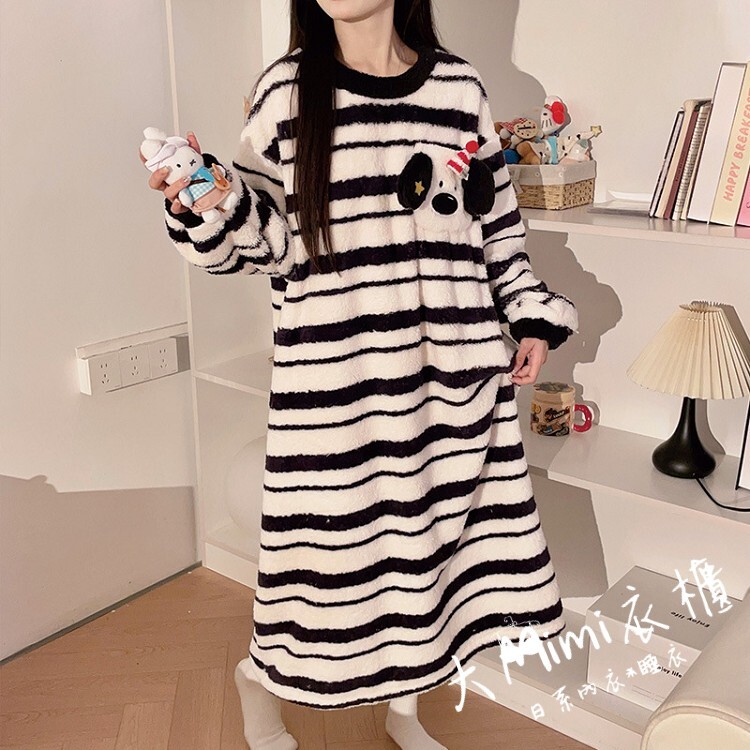 🔥暖呼呼系列-小狗法蘭絨睡裙