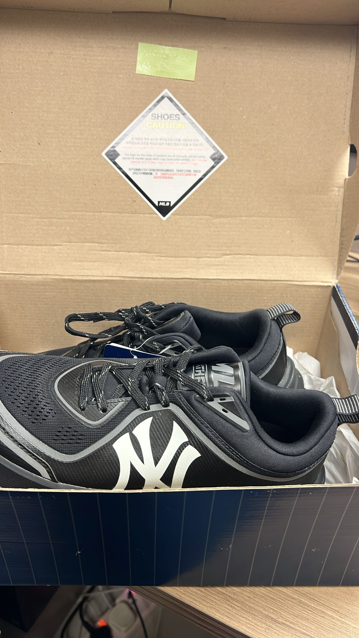 MNS133-特價專場-MLB 黑色 40.5碼 女裝 (A133)