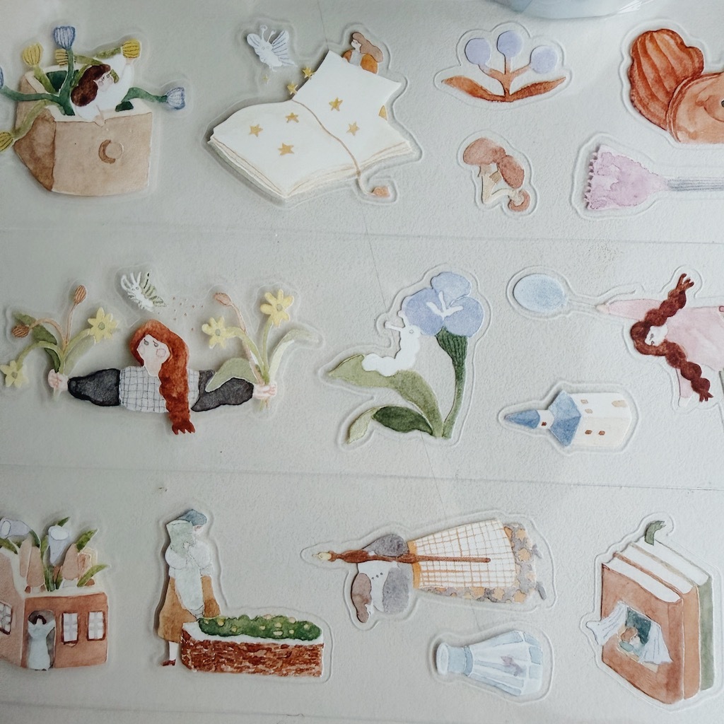 on the DESK 亮面割型 貼紙卷 PET膠帶 ｜森空