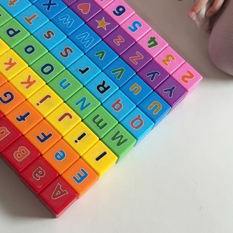 韓國🇰🇷 Bellebaby 磁吸積木貼紙(可重複貼)