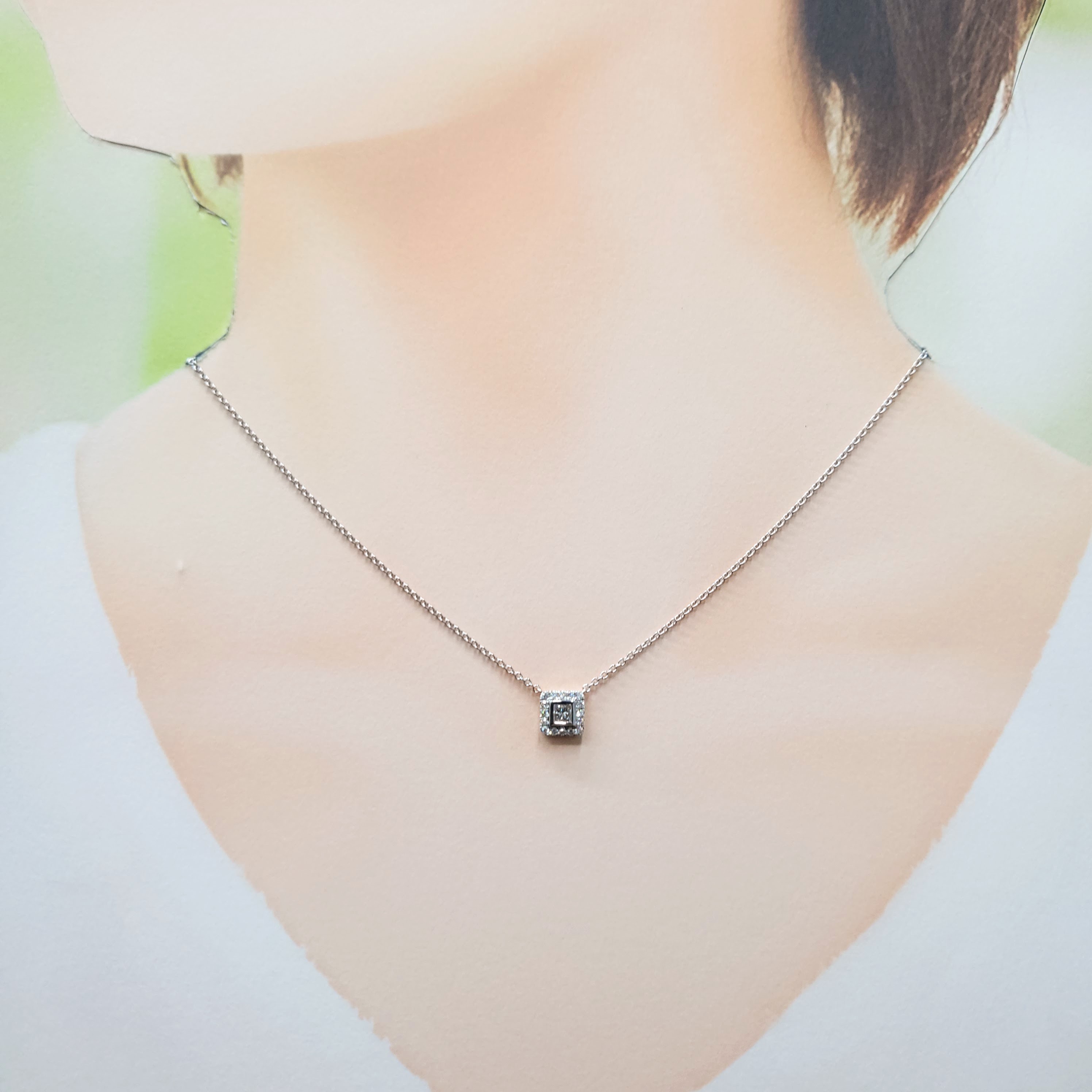 全新18K白金【單粒12份方形鑽石】配小鑽共23份鑽石頸鍊