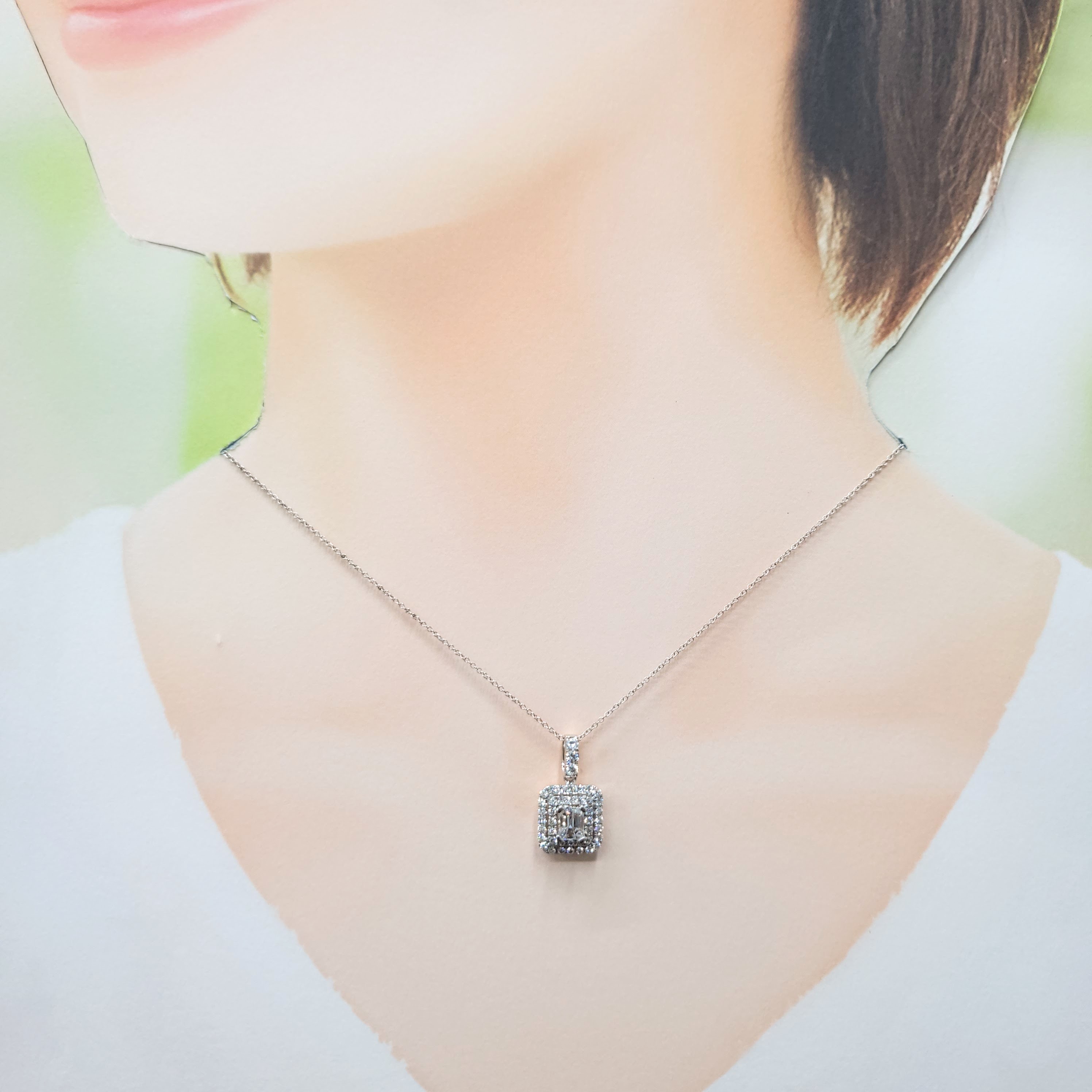 全新18K白金【單粒50份方形鑽石】配60份小鑽共1卡10份吊墜