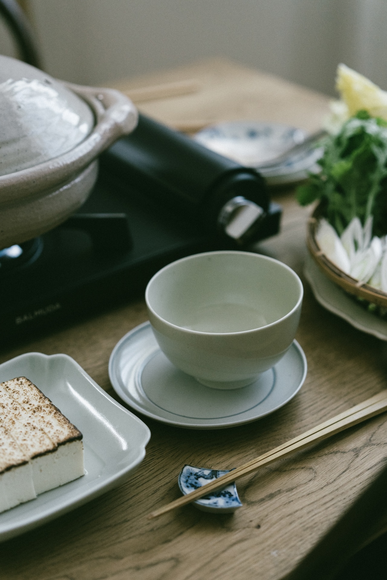 東屋花茶碗土灰釉（大）
