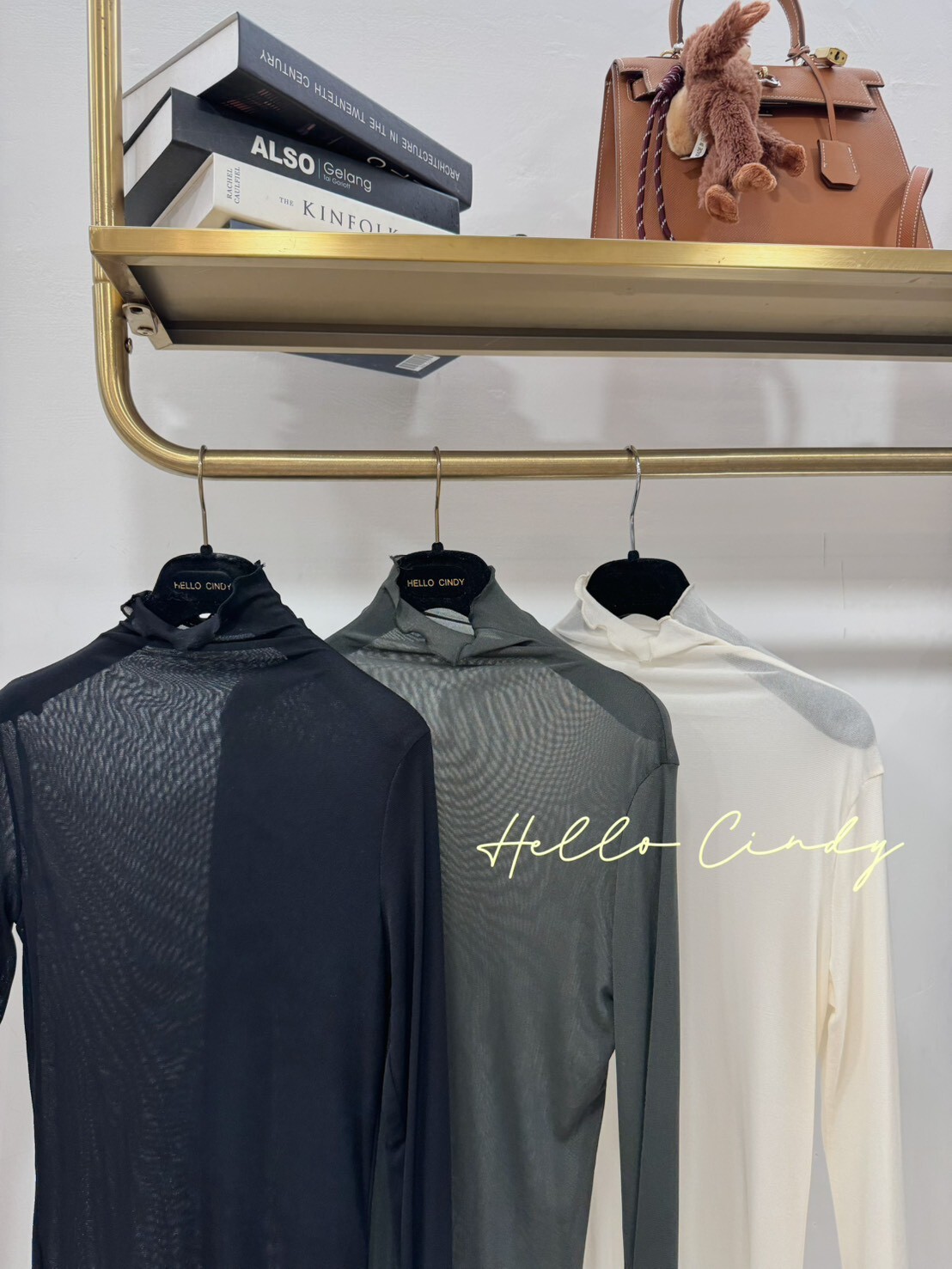 B11068 必買～微透感超百搭合身款紗質上衣