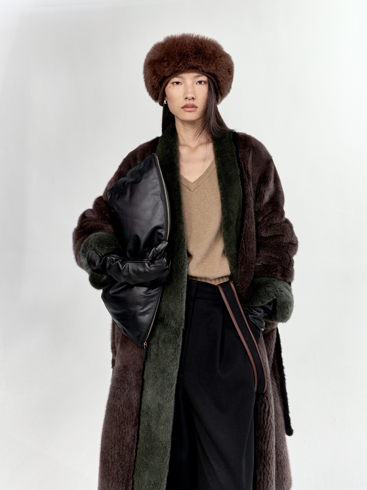 HANAA 新款羊毛翻折寬鬆直筒可調節休閒背帶褲