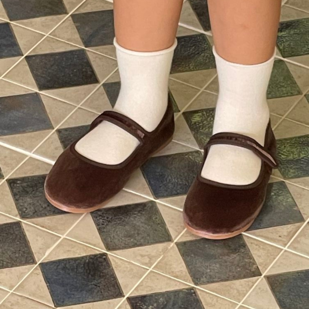 NINOLINDO 天鵝絨瑪莉珍鞋 VELVET maryjane - brown