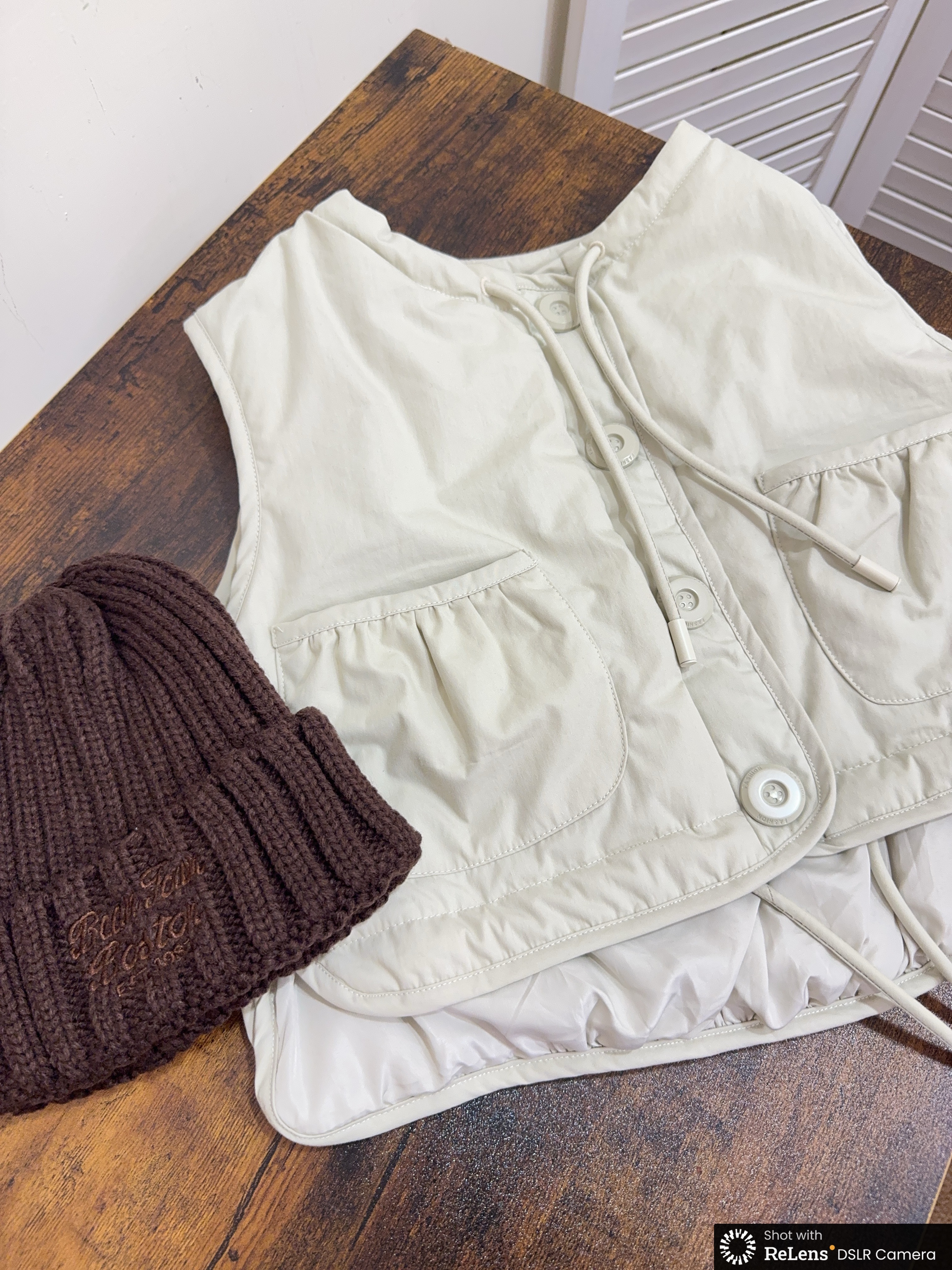 53307設計師家鴨絨背心